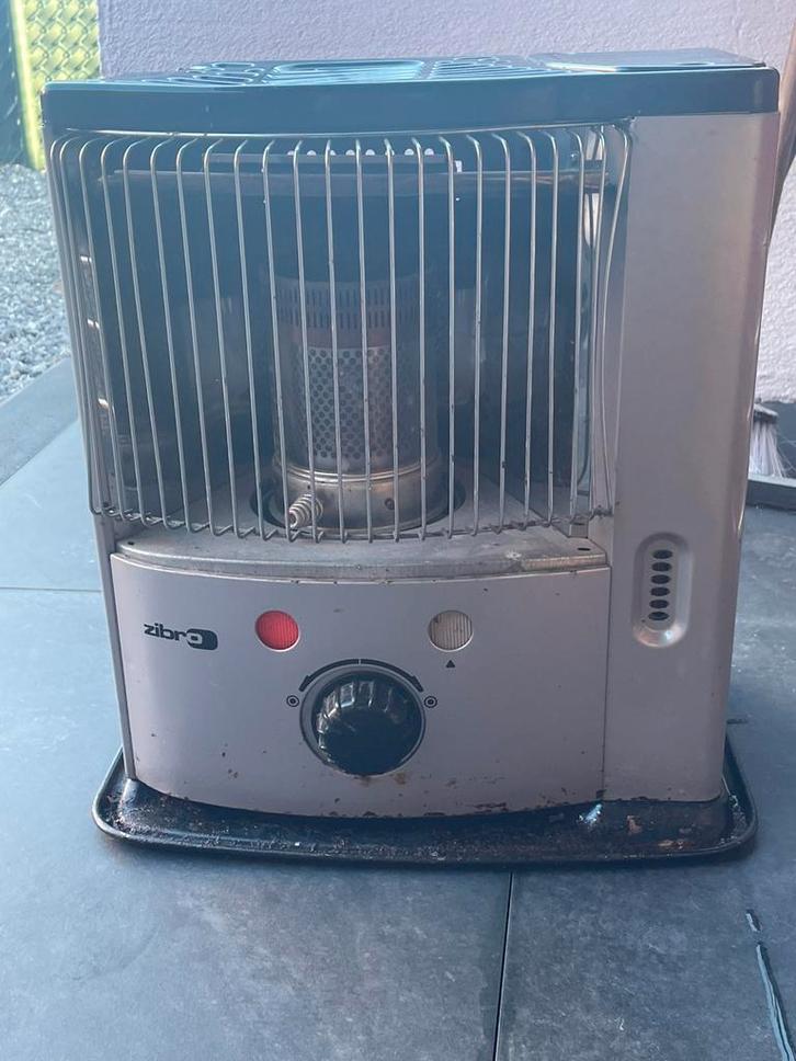 Zibro petroleumkachel – €50, Huis en Inrichting, Kachels, Zo goed als nieuw, Petroleumkachel, Ophalen