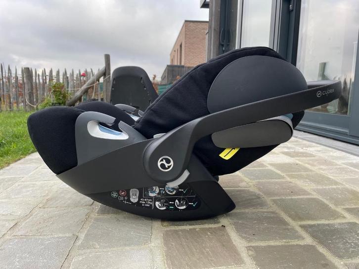 Cybex Cloud Z i-Size + base Isofix, Kinderen en Baby's, Autostoeltjes, Gebruikt, Overige merken, 0 t/m 13 kg, Isofix, Ophalen
