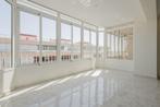 Gerenoveerde penthouse in een eerstelijns gebouw/ Torrevieja, 110 m², Torrevieja, Spanje, 3 kamers