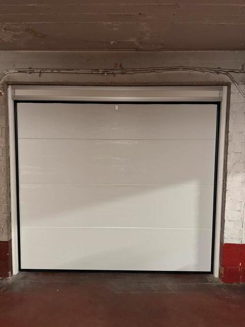 Placement et dépannage porte de garage, Doe-het-zelf en Bouw, Raamkozijnen en Schuifdeuren, Zo goed als nieuw, Ophalen