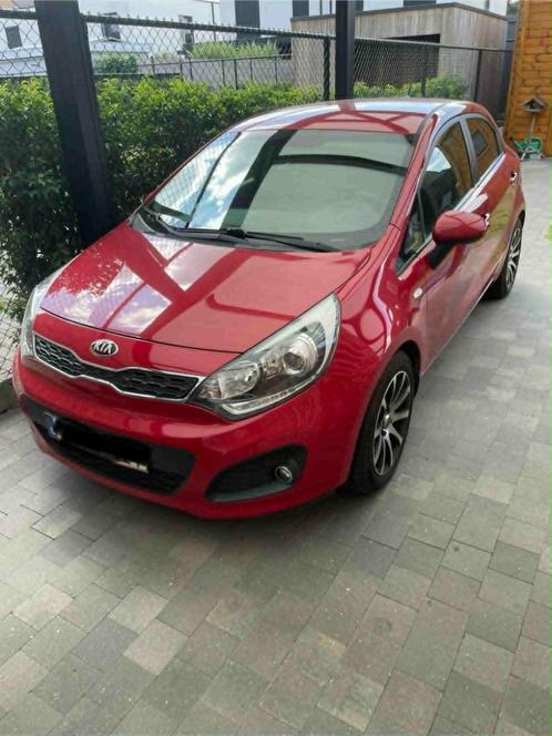 Kia Rio 2014 met afneembare trekhaak, benzine, manueel, Auto's, Kia, Particulier, Rio, ABS, Airbags, Airconditioning, Bluetooth
