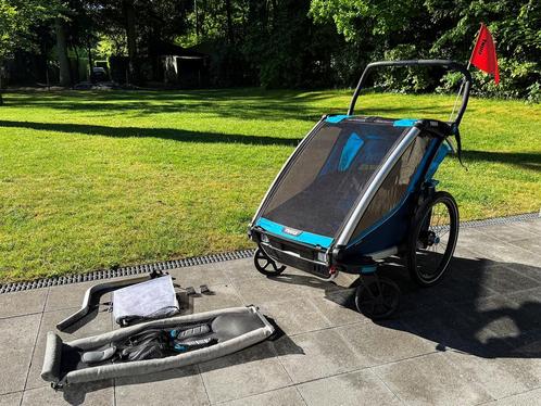 Thule Chariot Cross 2 + Infant Sling + regenhoes, Fietsen en Brommers, Fietsaccessoires | Aanhangwagens en Karren, Zo goed als nieuw