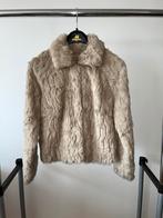 Manteau en (fausse) fourrure Vila XS, Vêtements | Femmes, Vestes | Hiver, Enlèvement ou Envoi, Beige, Vila, Comme neuf