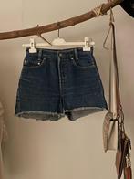 Levi's Short jeans 501 T36 (28 X 32) Parfait état, Vêtements | Femmes, Comme neuf, Levi's, Bleu, W28 - W29 (confection 36)