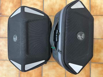 Tassenset Royster NEO zwart voor C-Bow drager Hepco&Becker beschikbaar voor biedingen