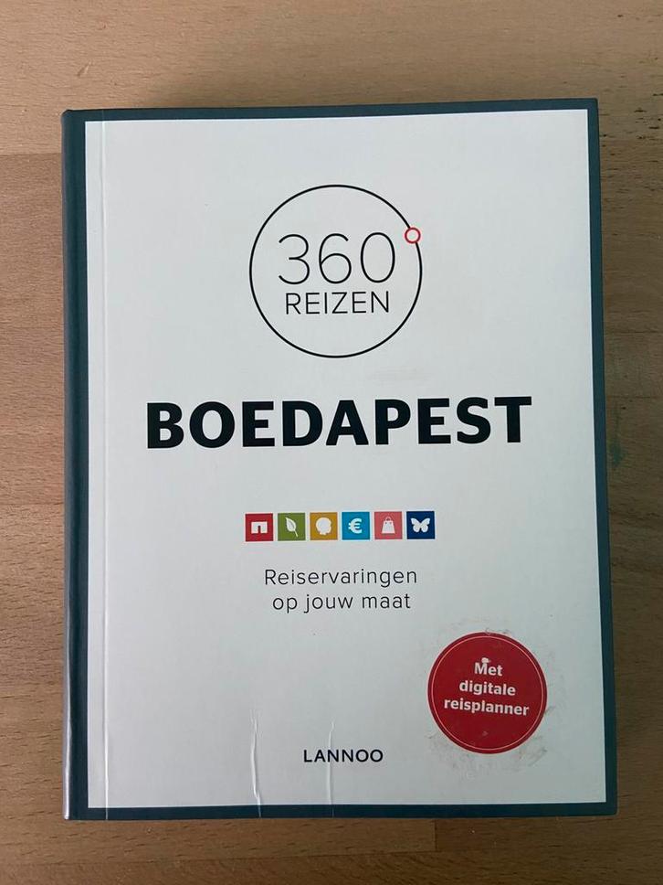 Guy Minnebach - 360 Boedapest, Boeken, Reisgidsen, Gelezen, Ophalen of Verzenden