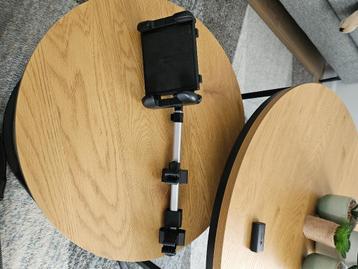 Houder tablet auto beschikbaar voor biedingen