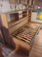Bed, boekenkast en doos + geschenkdoos Luik, Ophalen of Verzenden, Zo goed als nieuw