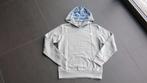 Sweater met kap van CKS (maat 164), Kinderen en Baby's, Kinderkleding | Maat 164, Gebruikt, Ophalen of Verzenden, Jongen, Trui of Vest