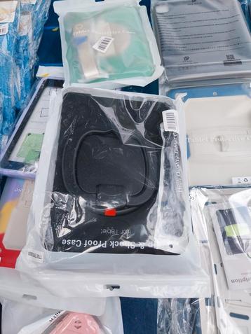 Partij bescherm hoesjes  beschikbaar voor biedingen