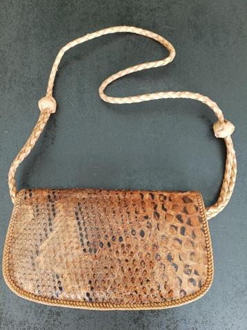 Sacoche en peau de serpent (Congo) beschikbaar voor biedingen