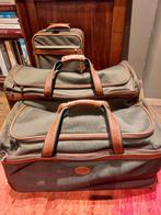Sacs de voyage Longchamp, Beige, Comme neuf, Enlèvement, Roulettes