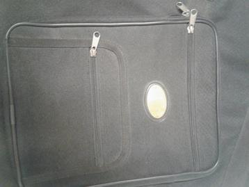 Dikke gewatteerde Fender gigbag beschikbaar voor biedingen