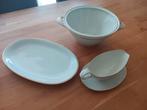 Servies - soepterrine, sauskan en borden, Ophalen, Zo goed als nieuw, Bord(en), Effen