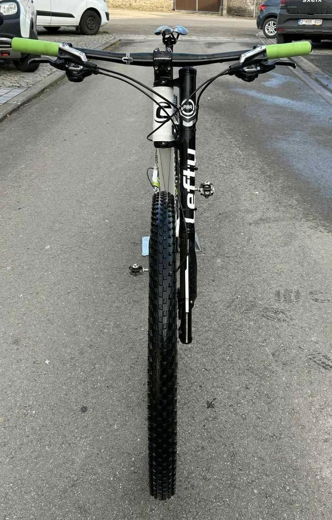 Cannondale f29, Fietsen en Brommers, Fietsen | Vouwfietsen, Zo goed als nieuw, Versnellingen, Ophalen