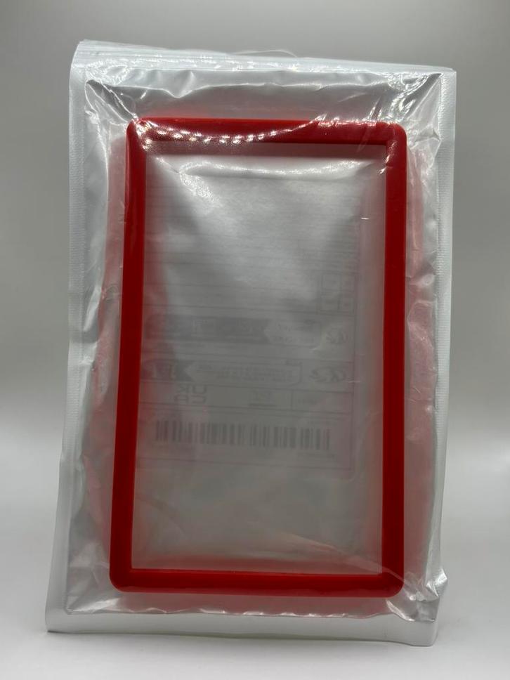 Rode slab protector, Hobby & Loisirs créatifs, Jeux de cartes à collectionner | Pokémon, Comme neuf, Pochettes ou Étuis à cartes