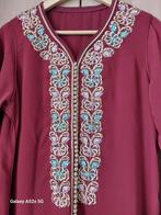 Caftan neuf bordeaux taille S, Vêtements | Femmes, Habits de circonstance, Enlèvement, Neuf