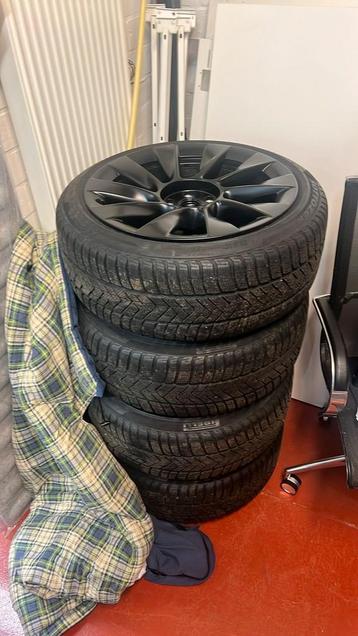 Kit d'hiver Tesla Model Y Induction 20 pouces, Enlèvement, Révisé, Pneu(s)