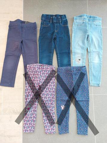 Broeken allerlei beschikbaar voor biedingen