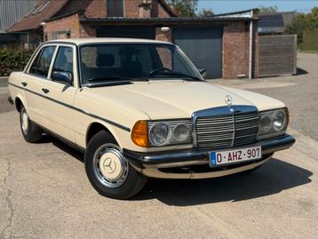 MERCEDES W123 DIESEL 240d AUTOMAAT LEDER beschikbaar voor biedingen