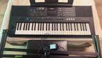 Yamaha PSR-E473 Keyboardpakket – Compleet & in topstaat, Muziek en Instrumenten, Keyboards, Ophalen, Zo goed als nieuw, Yamaha