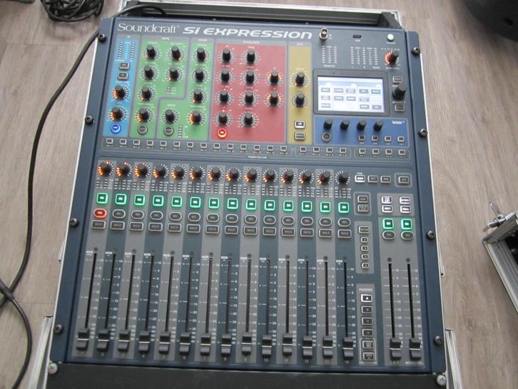 Soundcraft PA mengtafel + Stage box + UTP kabel, Muziek en Instrumenten, Mengpanelen, Gebruikt, 10 tot 20 kanalen, Ophalen