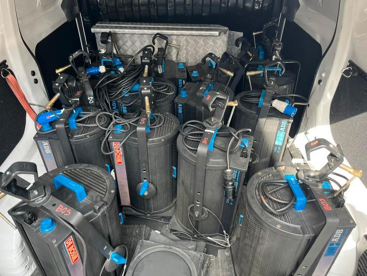 Lot ADB theaterspots PC fresnel profiel 1 en 2kW, Muziek en Instrumenten, Theaterbelichting, Gebruikt, Ophalen