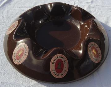 3 grote asbakken beschikbaar voor biedingen