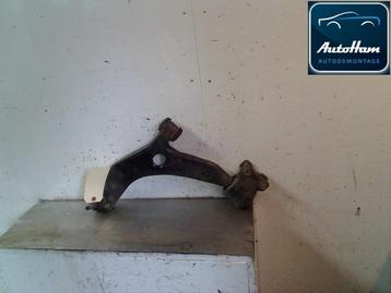 BRAS DE SUSPENSION AVANT GAUCHE (TRIANGLE) Ford Focus C-Max, Utilisé, Ford