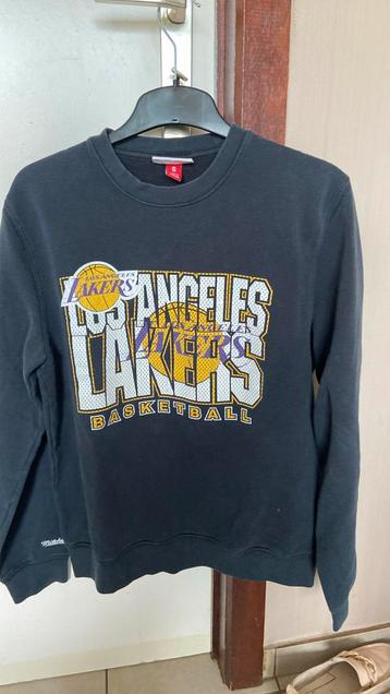 Lakers trui maat S beschikbaar voor biedingen
