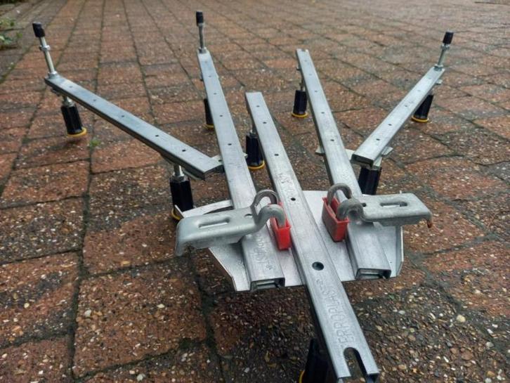 onderstel, steunen, montageset voor douchebak douchetube, Doe-het-zelf en Bouw, Sanitair, Gebruikt, Douche, Ophalen