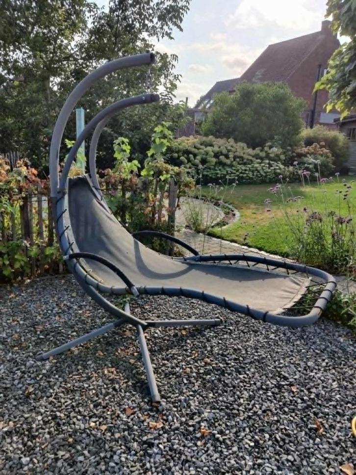 Lounge hangstoel/ligstoel met cosy kussen (nieuw), Tuin en Terras, Tuinstoelen, Gebruikt, Overige materialen, Ophalen
