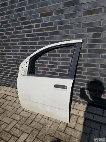 Fiat Panda 2012 -2020 deur portier links voor wit schadevrij beschikbaar voor biedingen