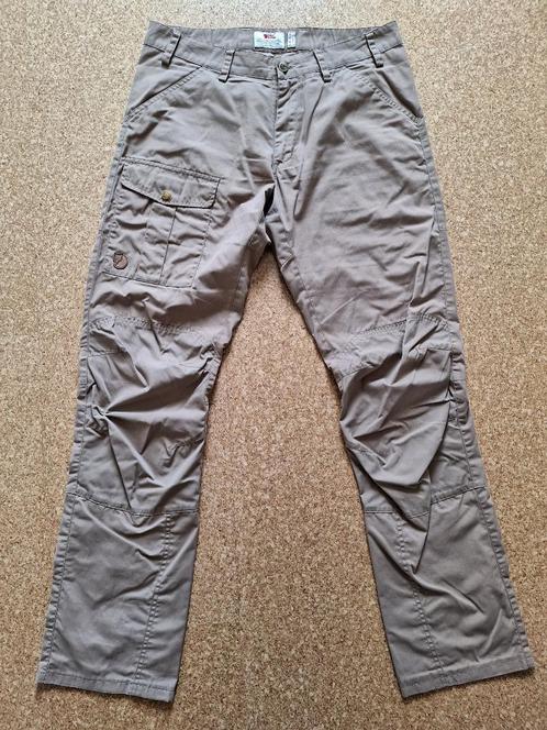 Fjällräven broek voor heren (Nils Trousers), Kleding | Heren, Broeken en Pantalons, Zo goed als nieuw, Maat 48/50 (M), Beige, Ophalen of Verzenden