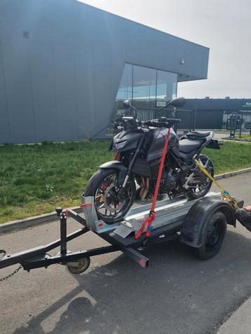 Location remorque moto, Enlèvement