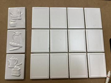 Wandtegels wit beschikbaar voor biedingen