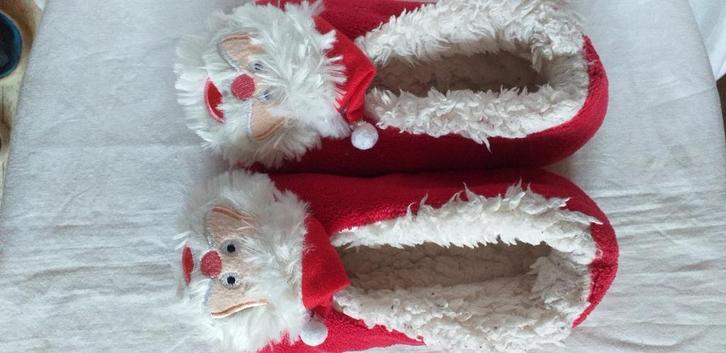 kerst pantoffels, Kinderen en Baby's, Kinderkleding | Schoenen en Sokken, Gebruikt, Ophalen of Verzenden