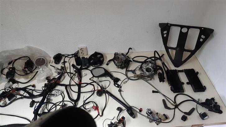 aprilia 1B mille RSV1000 factory 1999 - 2006 onderdelen oa s, Motoren, Onderdelen | Overige, Gebruikt, Ophalen of Verzenden