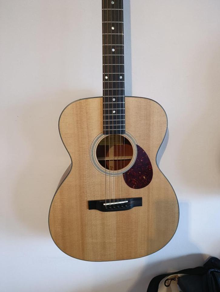 gitaar Eastman E1 OM, Muziek en Instrumenten, Snaarinstrumenten | Gitaren | Akoestisch, Nieuw, Western- of Steelstringgitaar, Met koffer