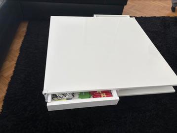 IKEA woonkamertafel, Huis en Inrichting, Tafels | Salontafels, Ophalen, Zo goed als nieuw