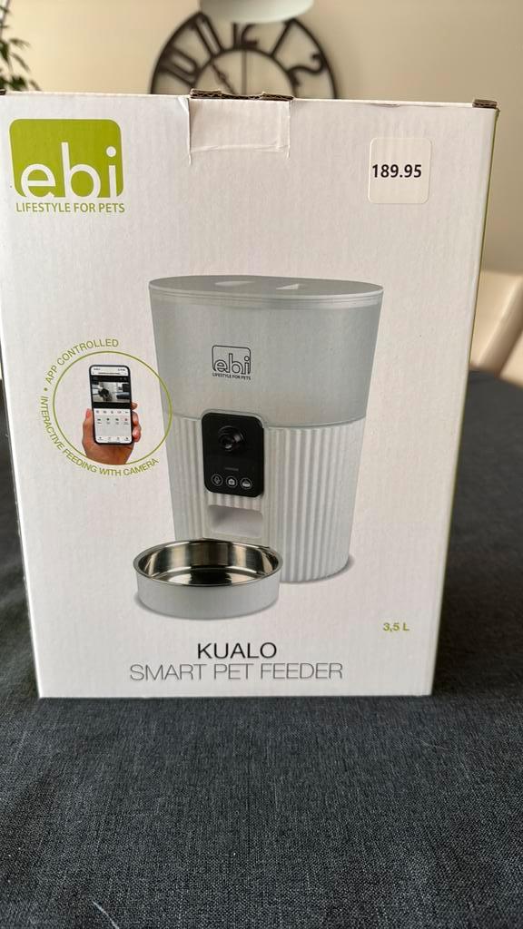 EBI smart pet feeder met wifi . Automatische voederbak, Dieren en Toebehoren, Hondenvoerbakken en Drinkbakken, Zo goed als nieuw