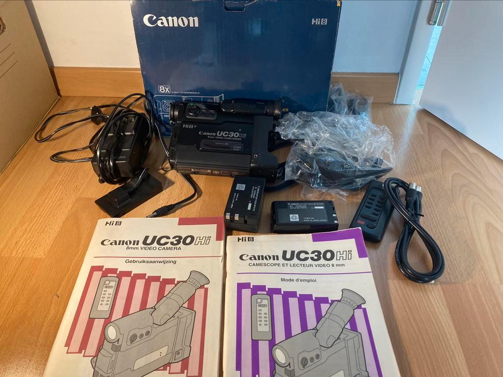 ② REPARATIE Canon Handycam UC30 Video Hi8 Kit — Caméscopes analogiques —  2ememain
