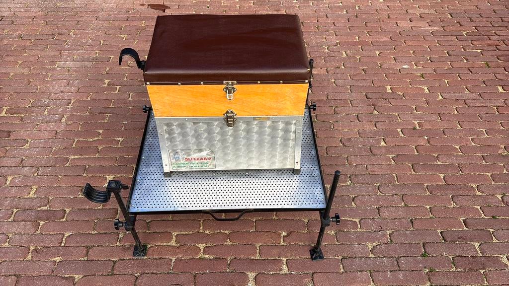 Visplateau + Visbak, Watersport en Boten, Hengelsport | Witvissen, Gebruikt, Overige typen, Ophalen