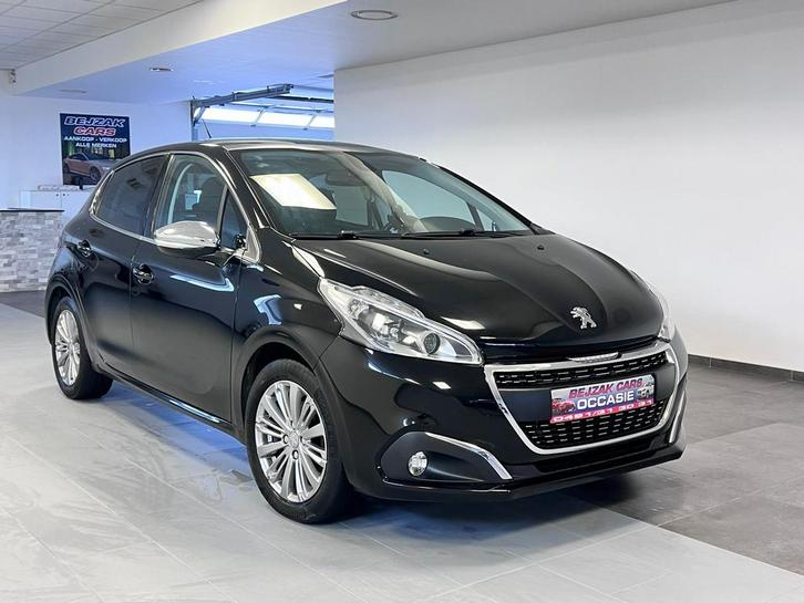 Peugeot 208 Aleur 1.2 benzine 105.000km 05/2018, Auto's, Peugeot, Bedrijf, Te koop, Benzine, Ophalen