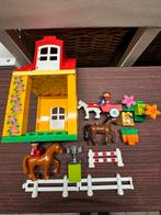 Duplo paardenstallen ruiter en dieren, Kinderen en Baby's, Speelgoed | Duplo en Lego, Ophalen of Verzenden, Zo goed als nieuw