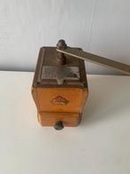 4 oude koffiemolens (10€ per stuk), Antiek en Kunst, Antiek | Keukengerei, Ophalen of Verzenden