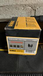 Clous Dewalt DCN890 17x3 mm 1000pce, Doe-het-zelf en Bouw, Gereedschap | Overige machines, Ophalen of Verzenden