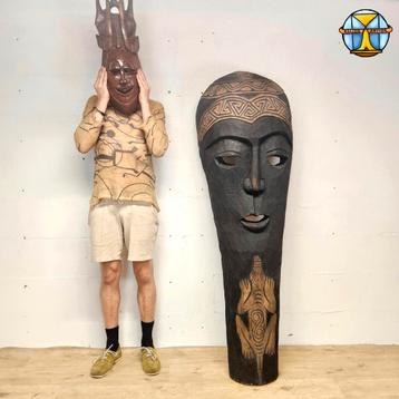 Zeer groot houten Indonesisch masker (H180cm) polynesië beschikbaar voor biedingen