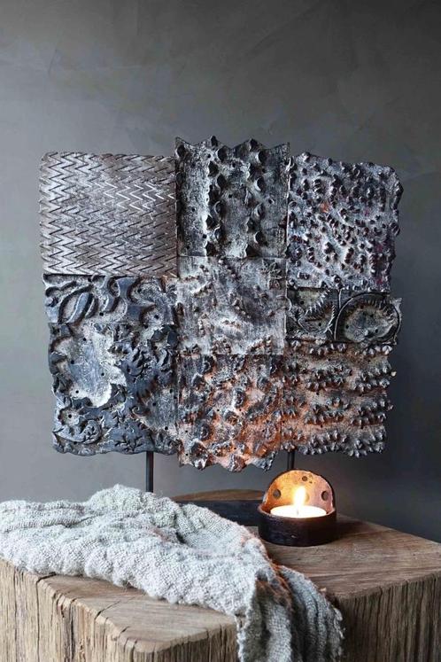 groot ornament op voet met 9 oude originele Batik stempels, Antiek en Kunst, Kunst | Beelden en Houtsnijwerken, Ophalen of Verzenden