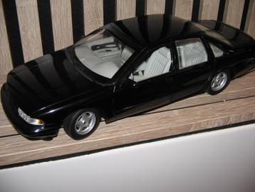 amerikaanse modelauto's op 1/18 zonder doos beschikbaar voor biedingen